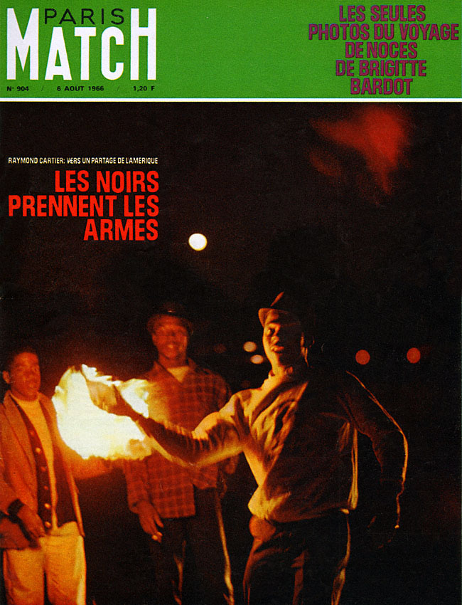 Paris match issue 904 from August 1966