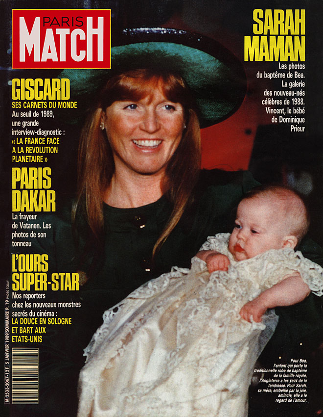 Paris match issue 2067 from January 1989