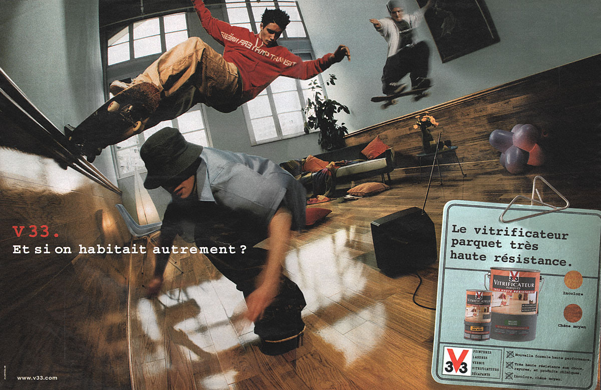 Advert V33 2000
